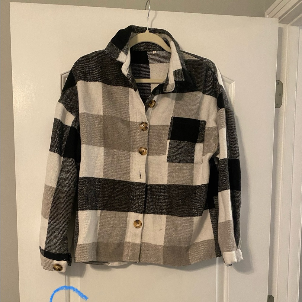 Plaid Button-Up Women's Jacket